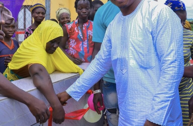 Oyo Lawmaker, SMATO empowers over 150 constituents, commissions 4 motorized boreholes