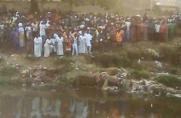 BREAKING: Man slips into river while worshiping Osun goddess in Ibadan 