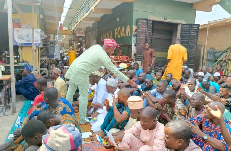 PHOTOS: Oyo Muslim Pilgrims Board sensitizes Muslims on 2024 Hajj payment deadline, distributes flyers in Mosques, public places