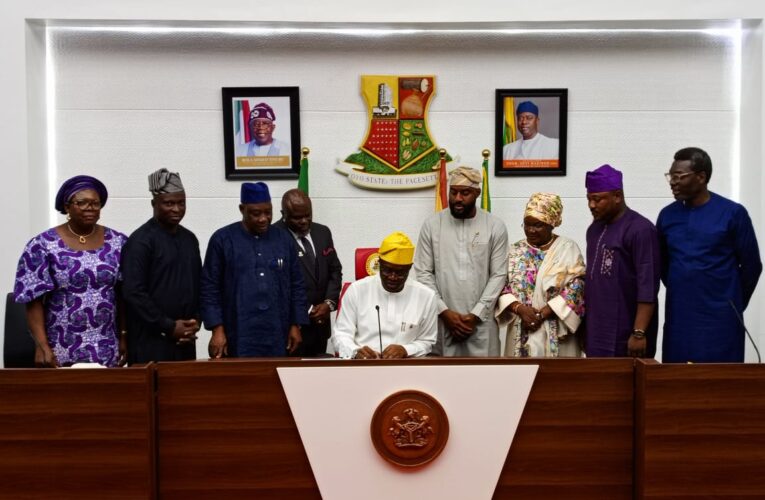 Makinde assents to N438.4bn 2024 Appropriation Act