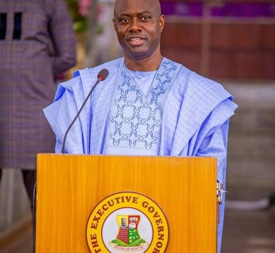 Irepo PDP Chairmanship candidate, TT felicitates with Makinde on birthday 