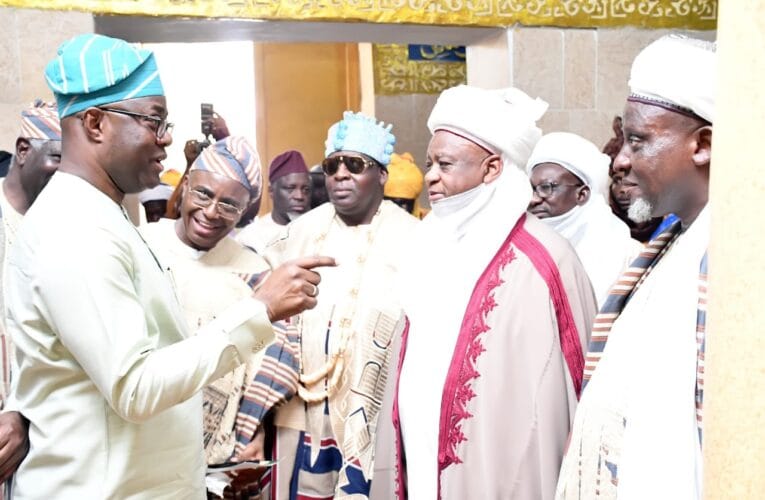 Food security: Enough of blame game, FG didn’t give states N30b each— Makinde 