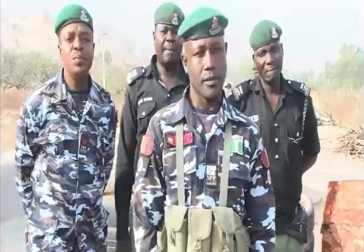VIDEO: Four Nigerian Policemen Reject N8 Million Bribe From Arrested Criminals