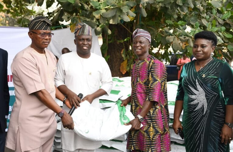 SAfER: Oyo begins second phase of agricultural inputs distribution