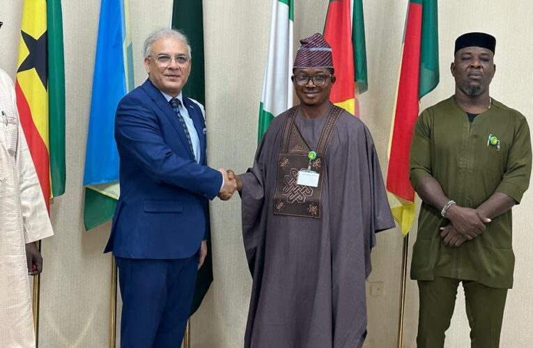PHOTOS: Rep Ojo Makanjuola Leads Lawmakers on Historic Visit to Pakistan High Commissioner 
