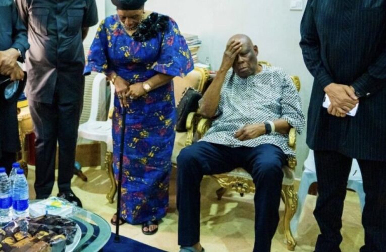 FLASH: Herbert Wigwe’s Father Collapsed, Rushed To Hospital