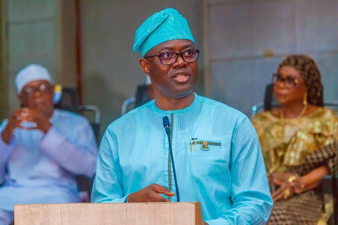 Makinde approves beaded crowns for Onifiditi, Elempe