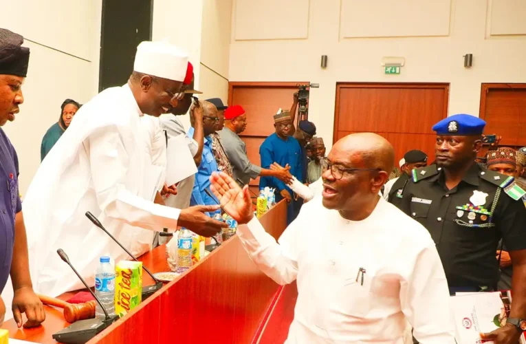 Wike Presents ₦‎1.1 Trillion FCT Budget To NASS