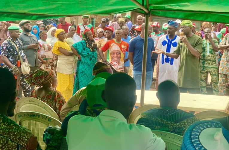 Excitement As Agboworin Visits Hometown, Flags Off Construction Of N1bn Kajola-Irede-Odinjo-Alake Road