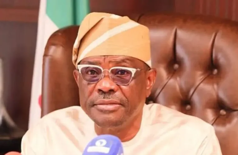 I Will continue to defeat political harlots – Wike