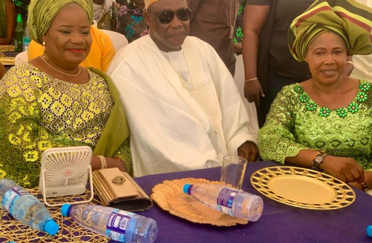PHOTOS: Oyo Deputy Gov, wife attend Iya Arewa mother’s burial 