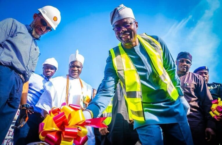The Vital Role of Oyo State Ministry of Energy: A Four-Year Review By Apostle Brother Biodun 