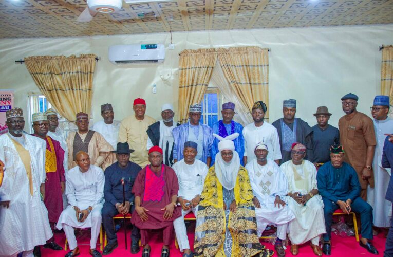 PHOTOS: Agboworin attends Reps Speaker’s sons turbaning in kaduna 
