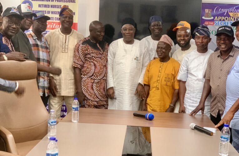 PHOTOS: Oke-ogun PDP candidates visit Oyo Deputy Gov ahead of LG election