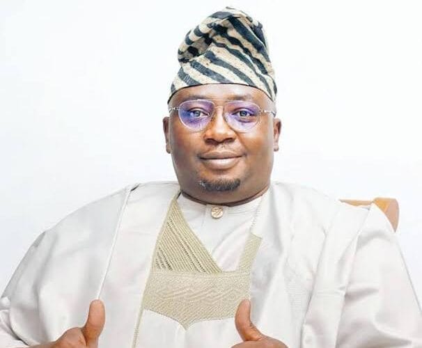 FG to resell DisCos under banks, AMCON in three months