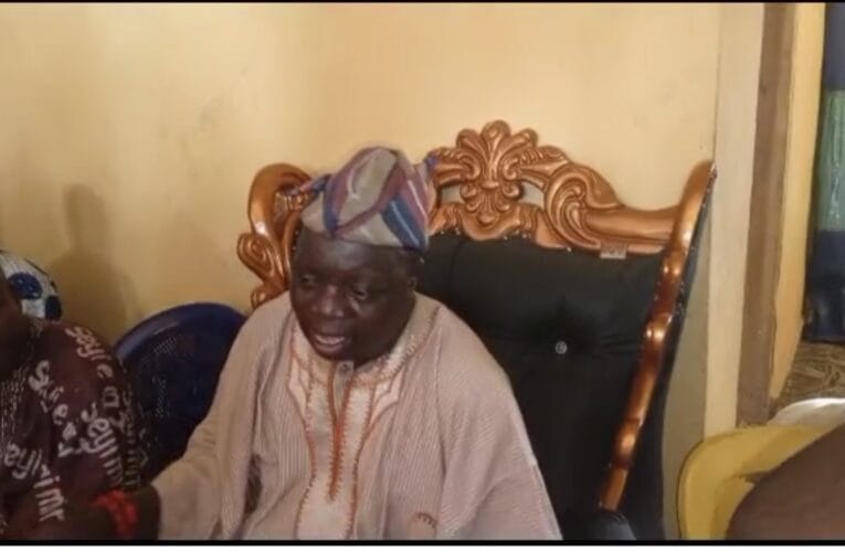 2024 LG Poll: Days To Elections, PDP Receives Overwhelming Support From Ward 10 As Afijio Monarch, Onimini Endorse PDP Chairmanship Candidate Hon. Olufemi Aikomo, Assures of Victory Ahead Of LG Election