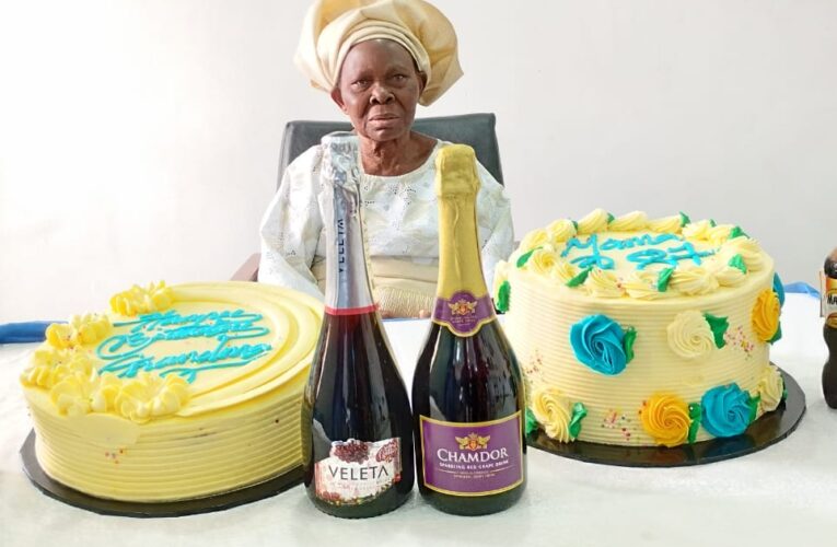 Adedipe Ewenla Assembles Family To Celebrate Mother, Mrs Ajoke Kode on 87th Birthday Anniversary 