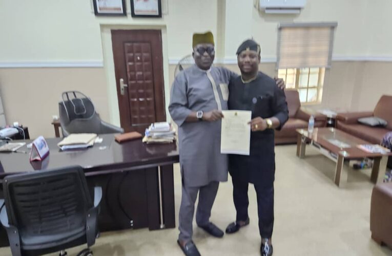 Oyo Commissioner For Trade Otunba Ademola ‘Ijaya’ Rejoices With Seun Fakorede Over New Appointment