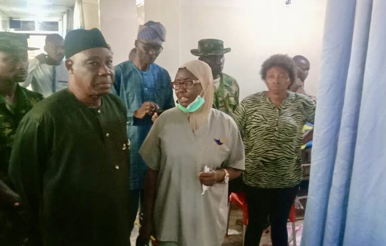 Oyo Deputy Governor Visits Operatives Of Operation Burst At UCH After A Tragic Accident 