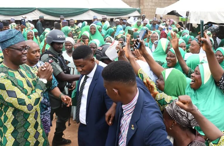 Be good ambassadors of Oyo State, Makinde charges 1,007 intending pilgrims
