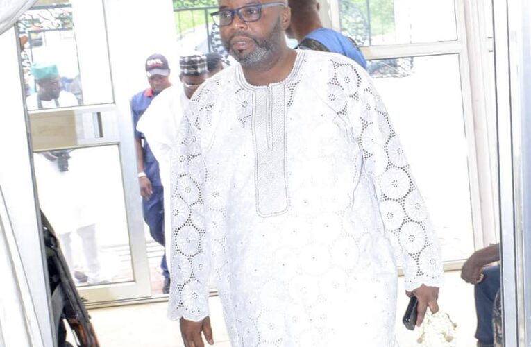 Eid-el-Kabir: Oyo Turaki Adinni, Mogaji Adanla Greets Muslims, urges prayer for Makinde’s administration