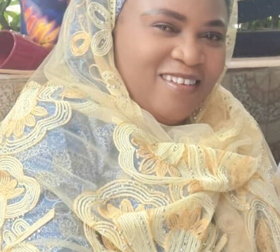 Yeye Adenike greets Oyo Deputy Gov, wife, muslim community in Irepo LG