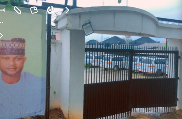 Edo 2024: Shaibu Donates Campaign Office, Vehicles, Structure To APC, Okpebholo