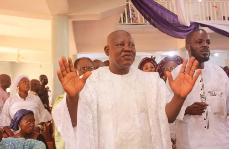 Election Victory: Ogbomoso North LG Chair, George Ogunlade Councillors Visits Church for Thanksgiving, Appreciates Gov. Makinde