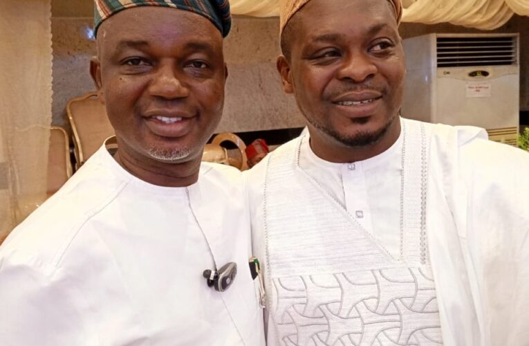 Ona Ara LG Chairman, Dr. Temitope GLORIOUS Felicitates with Ido LG Boss, Hon. Sheriff Adeojo on Birthday and Wedding Anniversary