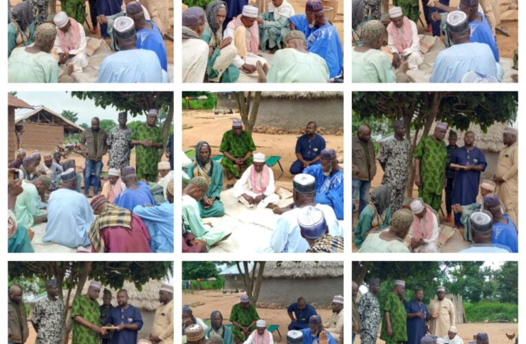 Irepo LG Chairman, Olayiwola donates cash to family of late Danbaba, describes him as hero