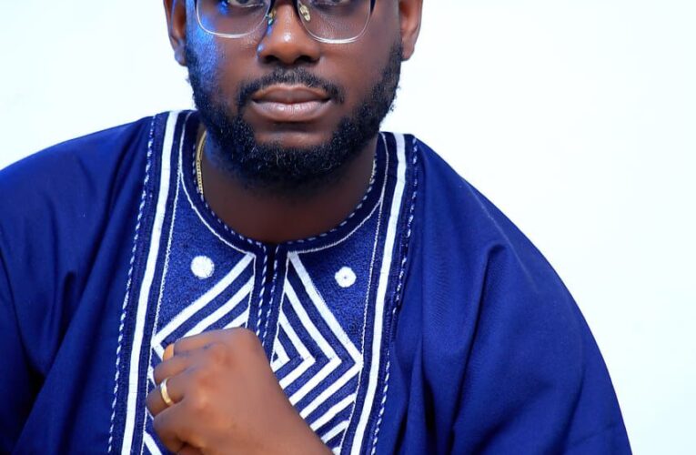 Oke Legacy Group felicitates with political leader on birthday