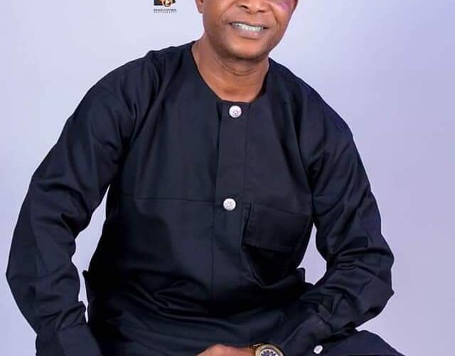 PHOTOS: Ex Oyo Assembly member, Dr. Oyetunji empowers 100 PDP members in Ogooluwa/Surulere Fed. Constituency, declare support for Makinde’s administration