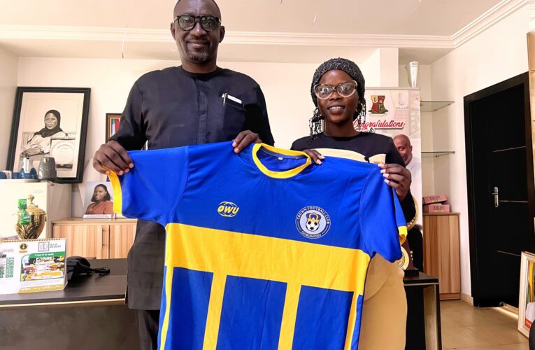 Oyo Gov’t Names Coach Ayeni As Technical Adviser, Crown FC