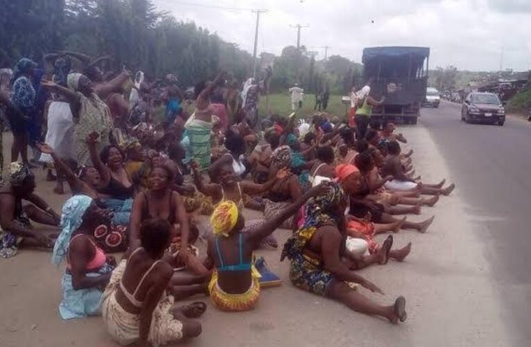 Ondo Women Protest Half-naked Over Incessant Killings By Suspected Herdsmen