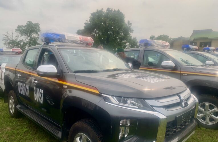 Oyo Gov donates additional 50 operational vehicles to security agencies