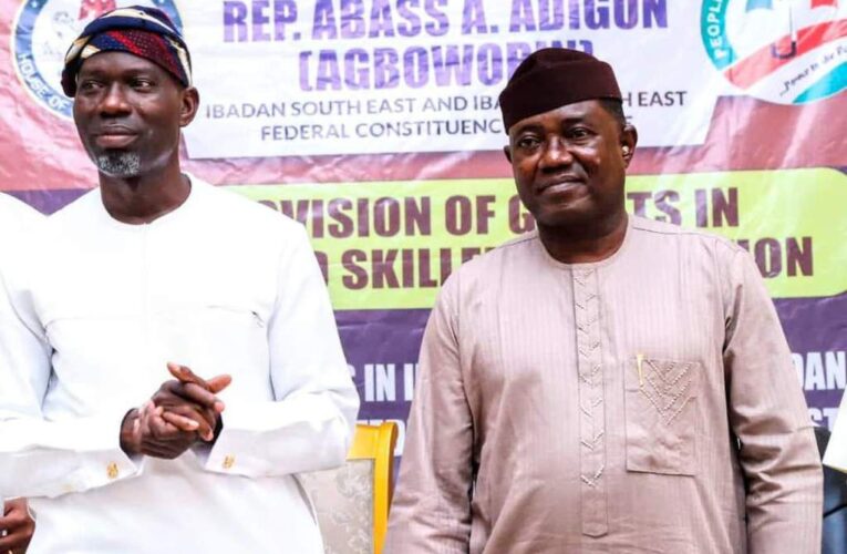 Birthday: Oyo Reps’ Member, Agboworin, Felicitate Hon. Dare Adeleke, Acknowledges His Dedication To PDP