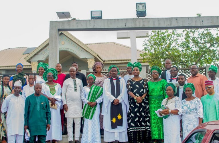 Oyo Govt’ Celebrates Nigeria’s 64th Independence Day with Thanksgiving Service