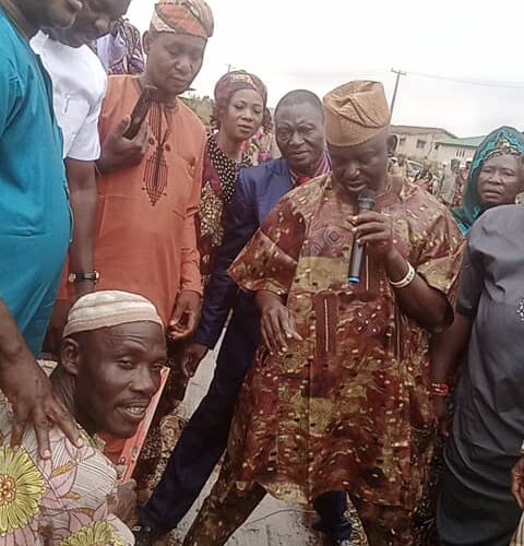 Olatunji Lays Foundation For The Construction Of A New Police Station In Oluyole LG 