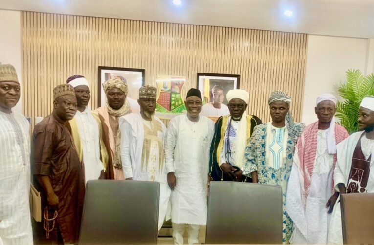 Oyo Deputy Gov receives Ibarapa zone league of Imams & Alfas, pledges support