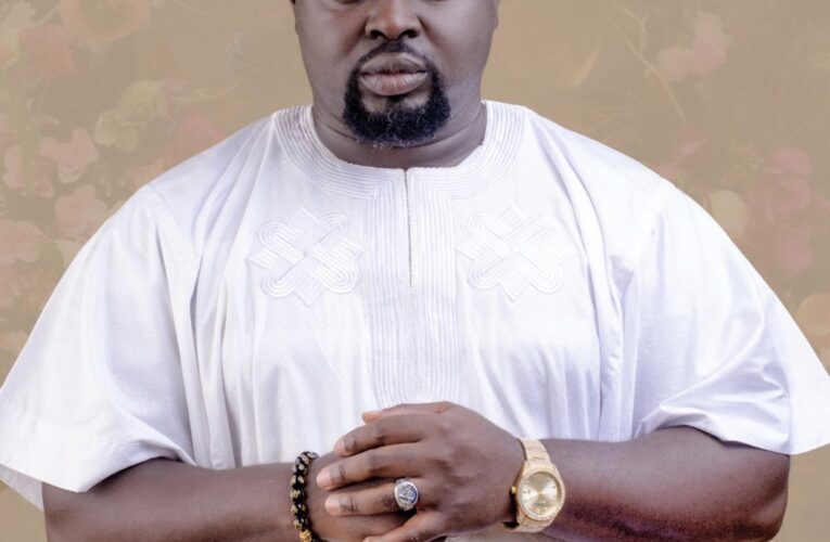 Ex-Oyo Commissioner, Afonja felicitates with Muslims, urges prayer for end of hardship in Nigeria