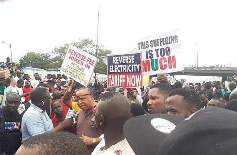 FearlessInOctober Protests: My Shop Was Full But Now Empty Under Tinubu’s Bad Govt – Lagos Woman Fumes