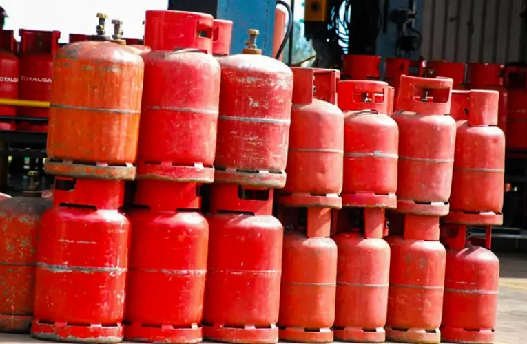 FG Stops Export Of Cooking Gas To Crash Price