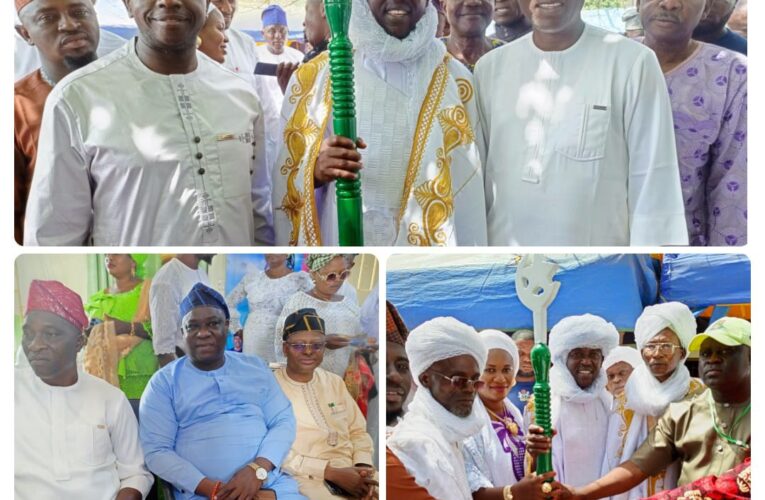 Makinde’s Aides, Loyalists Storm Oluyole As League Of Imams and Alfas Turbans Olatunji