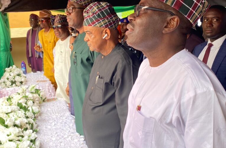We are proud of your commitment to the progress of our party— Arapaja lauds Makinde over PDP S’west Secretariat