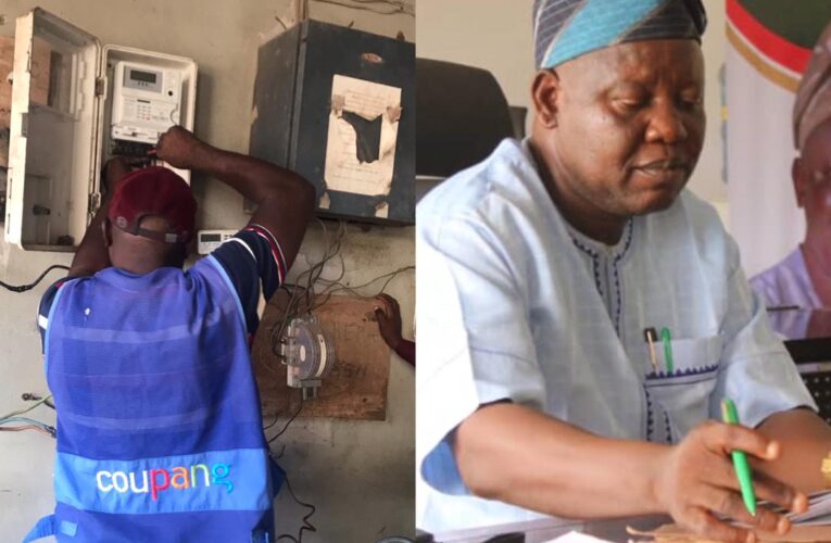Jubilation As George Ogunlade Restores Electricity To Ogbomoso North LG Secretariat After Years Of Blackout
