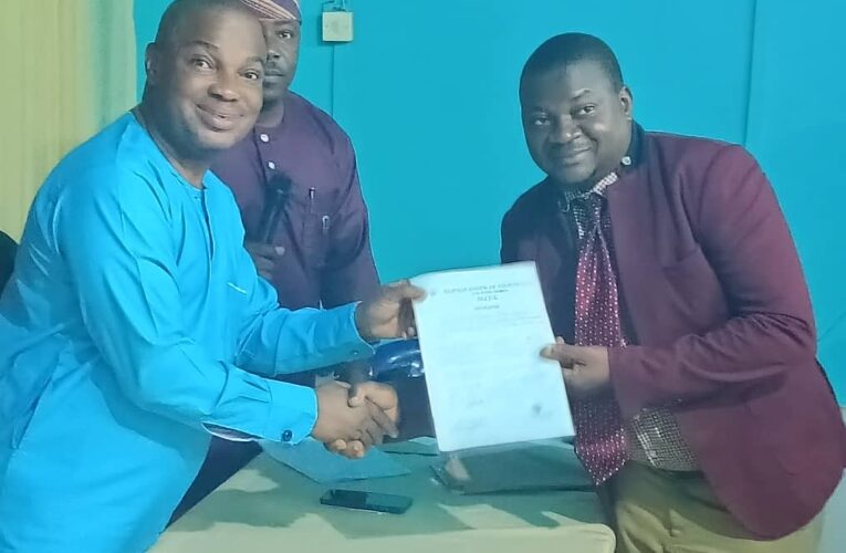 Ace Journalist, Fasasi Sworn- in as NUJIC Chairman 