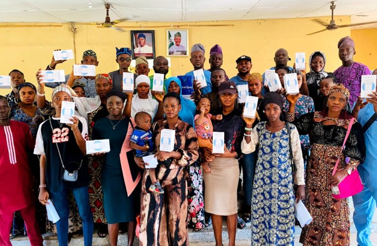 Ona Ara LG flags-off Distribution of Pos Machines with Soft Loans to Over 1,000 Residents