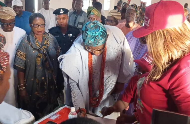 Soun Flags Off Registration for Ogbomoso Cradles Carnival