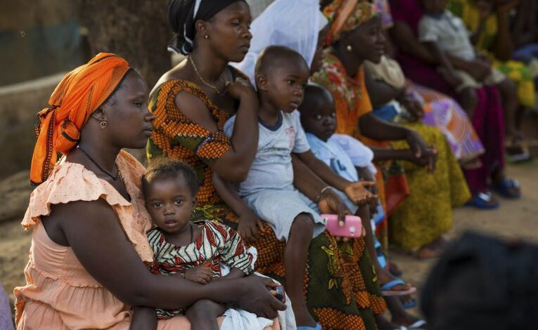 “We’re Barely Surviving” – Young Nigerian Parents Lament Over Prices Of Diapers