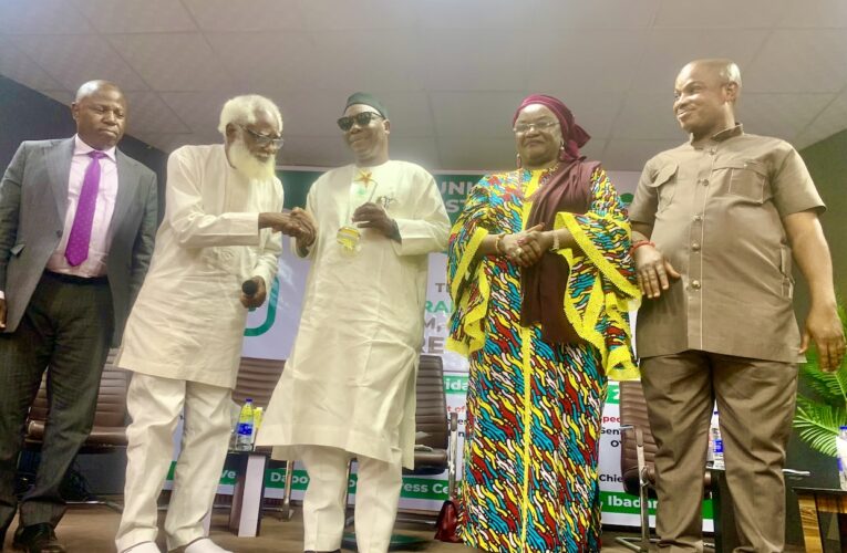 Oyo journalists honor Makinde, Deputy, Monsurah with award of excellence 